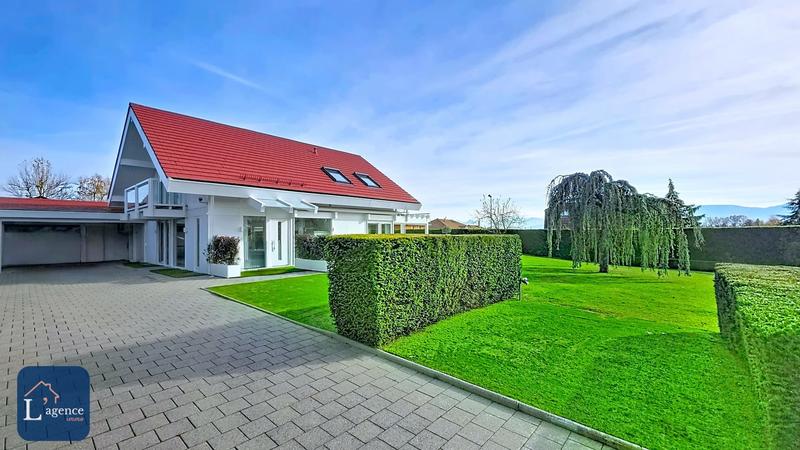 Maison contemporaine - 257 m² - 7 pièces