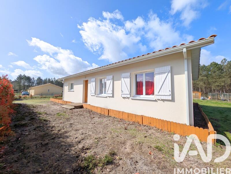 Maison - 100 m² - 4 pièces