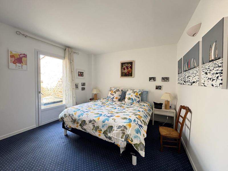 Maison - 308 m² - 9 pièces