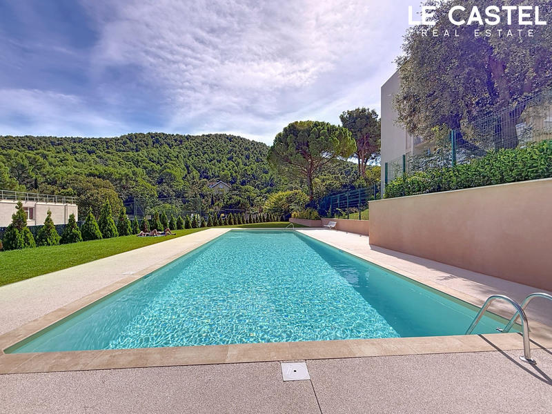 Appartement - 86 m² - 4 pièces