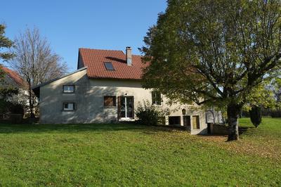 Maison - 189 m² - 8 pièces