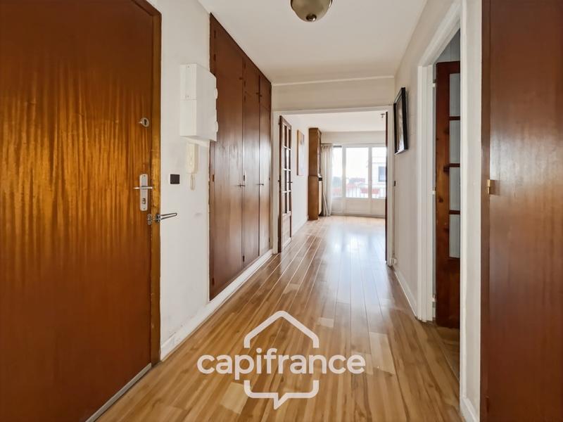 Appartement - 85 m² - 5 pièces