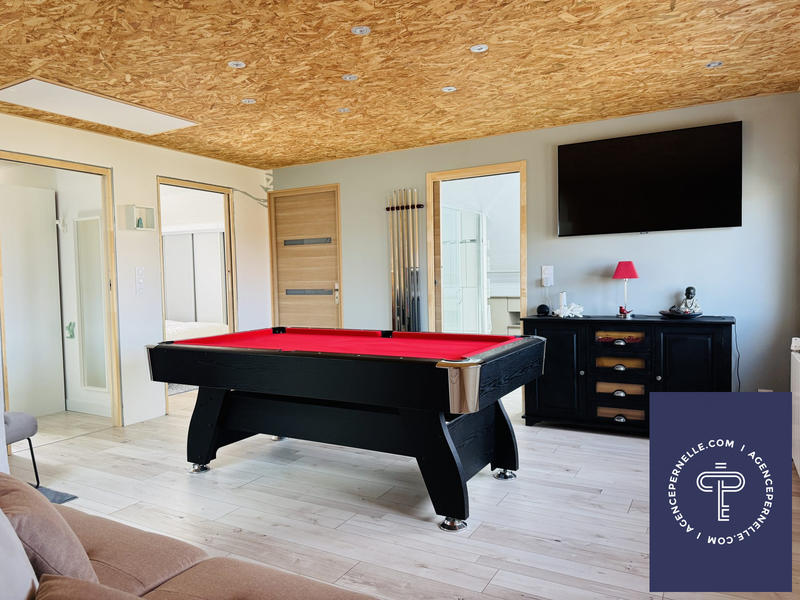 Maison - 156 m² - 6 pièces