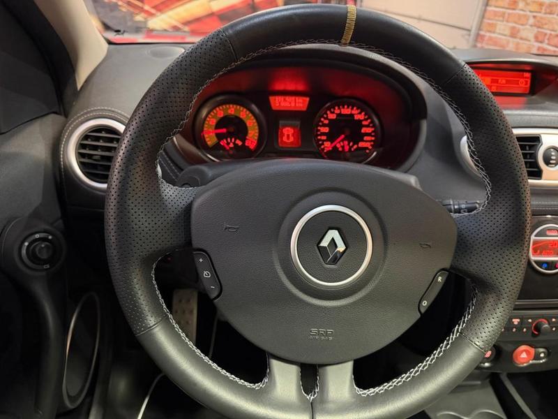 Renault Clio III Rs 2.0 16v 203ch Luxe