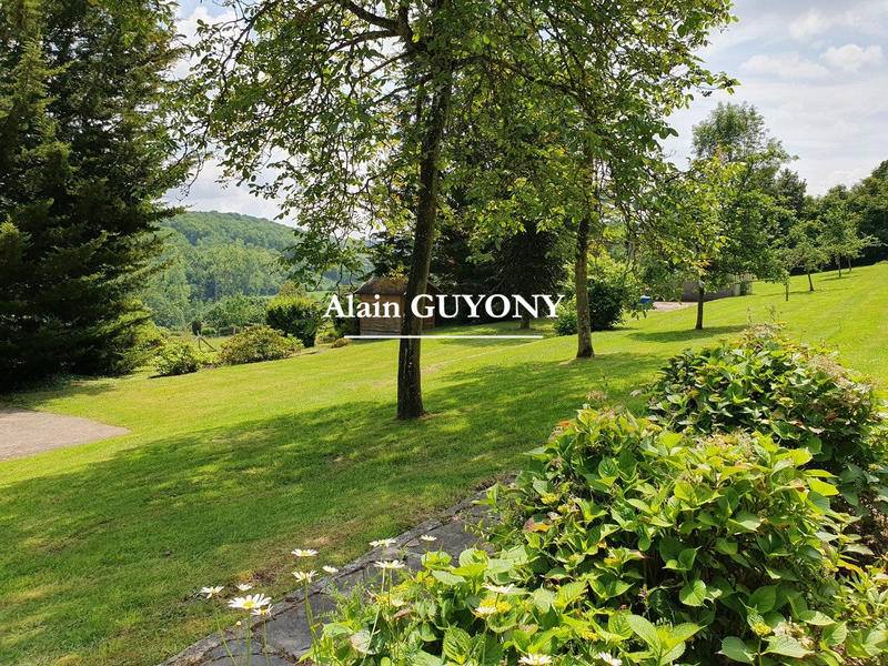 Maison - 208 m² - 7 pièces