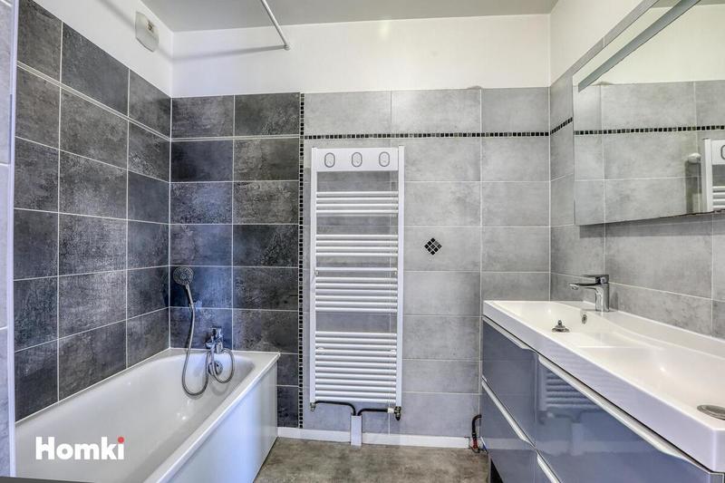 Appartement - 75 m² - 4 pièces