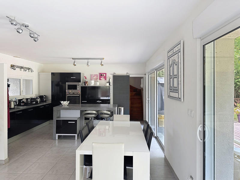 Maison - 129 m² - 6 pièces