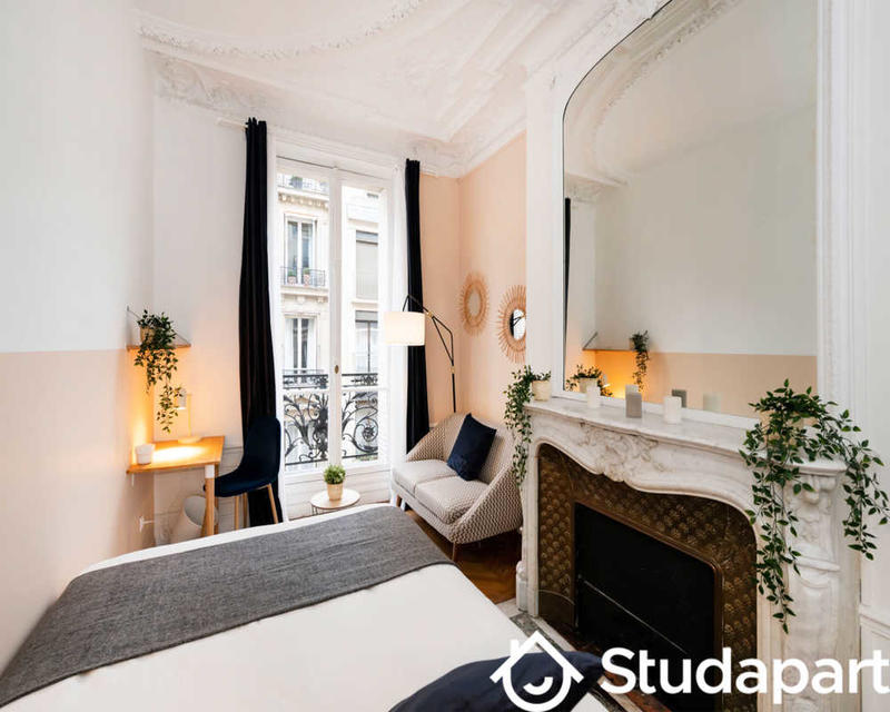 Chambre - 170 m² - 1 pièce