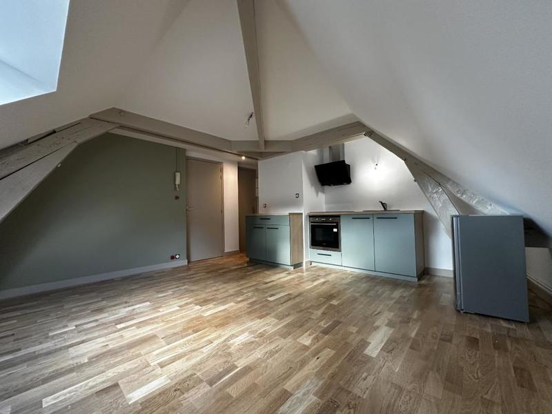 Appartement ancien - 37 m² - 2 pièces