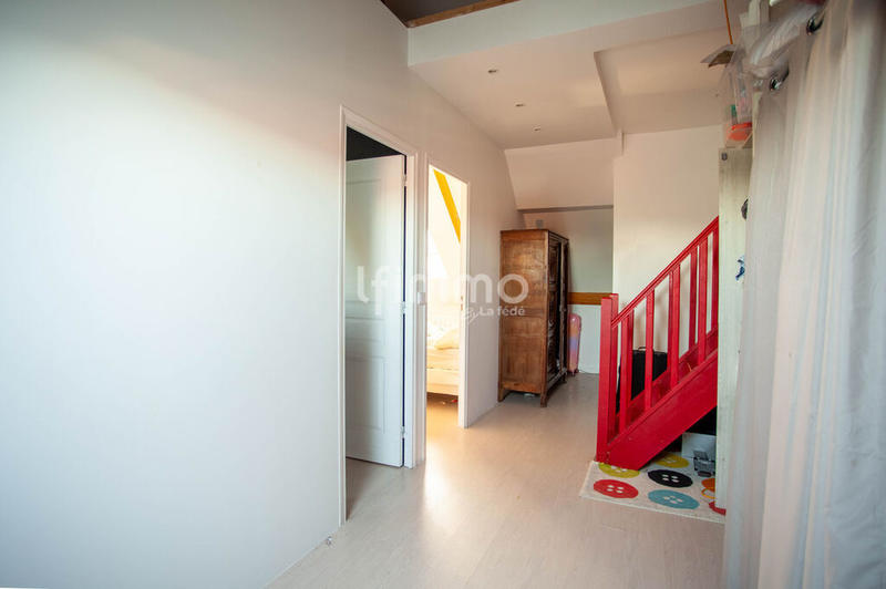 Pavillon - 156 m² - 7 pièces