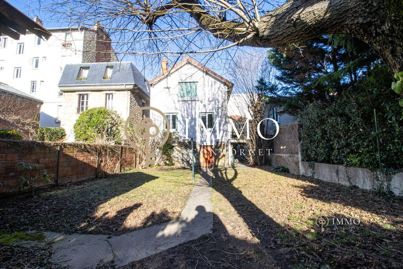 Maison - 90 m² - 5 pièces