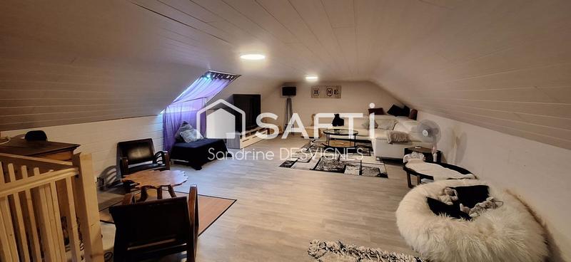 Maison - 240 m² - 9 pièces