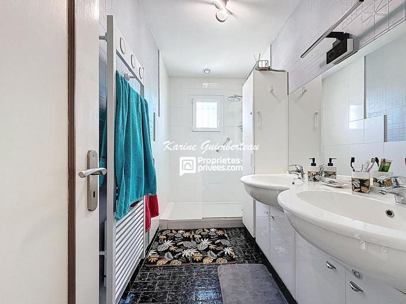 Maison - 110 m² - 6 pièces