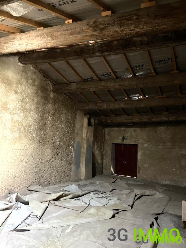 Maison - 104 m² - 4 pièces