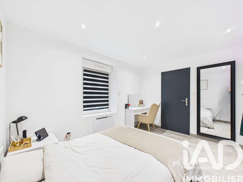 Maison - 253 m² - 10 pièces