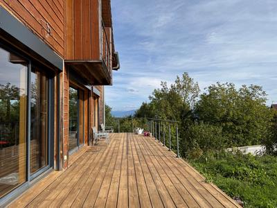 Maison - 179 m² - 6 pièces