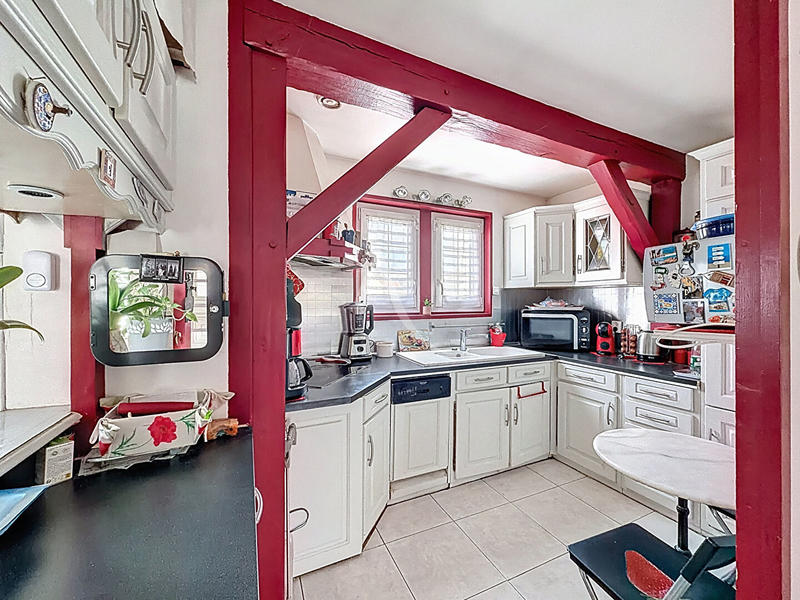 Maison - 92 m² - 5 pièces