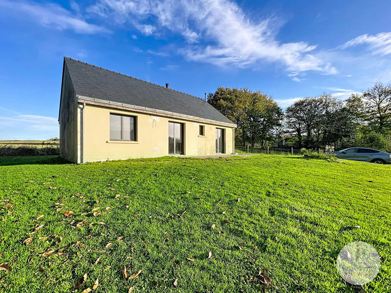 Maison - 92 m² - 5 pièces