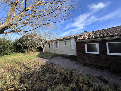 Maison - 137 m² - 6 pièces