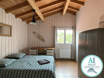 Maison contemporaine - 208 m² - 8 pièces