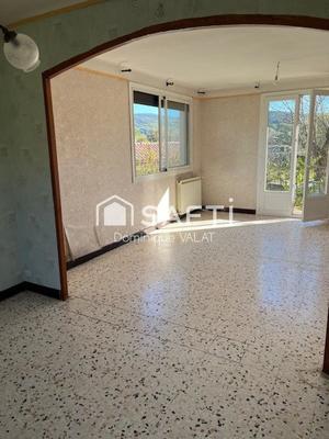 Maison - 120 m² - 5 pièces