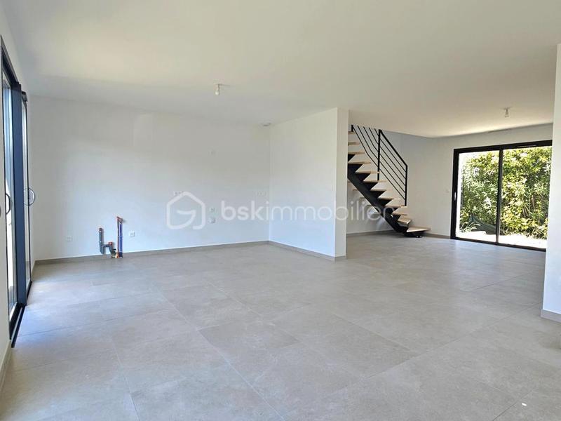 Maison - 113 m² - 5 pièces