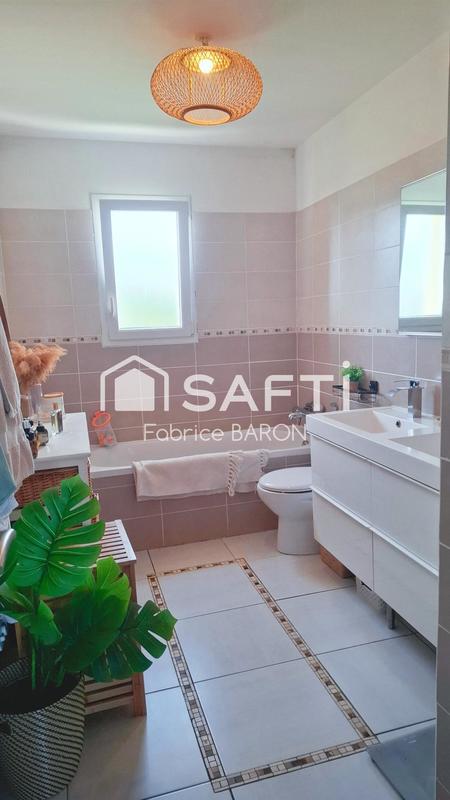 Maison - 140 m² - 6 pièces