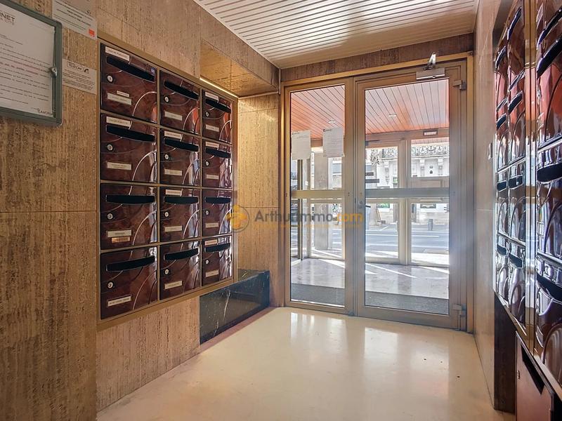 Appartement - 80 m² - 3 pièces