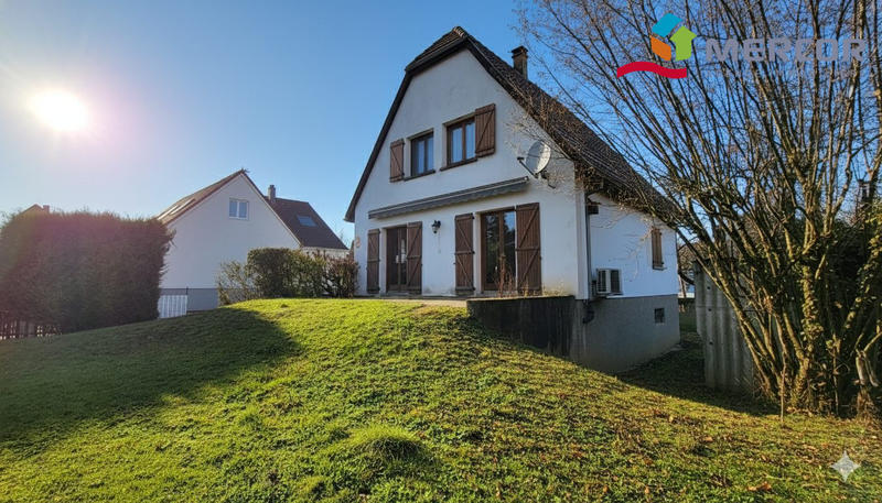 Maison - 92 m² - 4 pièces