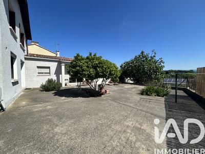 Maison - 190 m² - 9 pièces