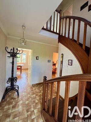 Maison - 92 m² - 5 pièces