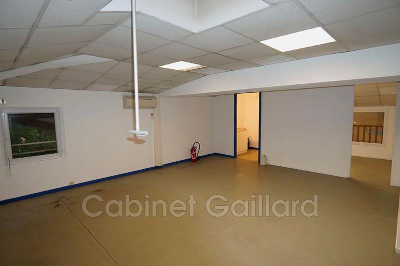 Local commercial - 122 m²