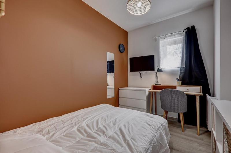 Chambre - 9 m² - 1 pièce