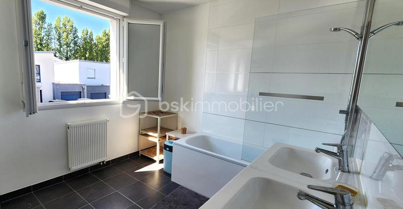 Maison - 124 m² - 6 pièces