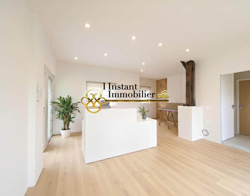 Local d'activités - 117 m² - 5 pièces