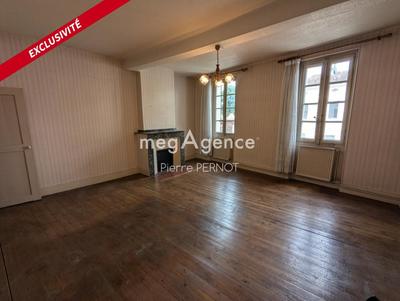 Maison - 141 m² - 5 pièces