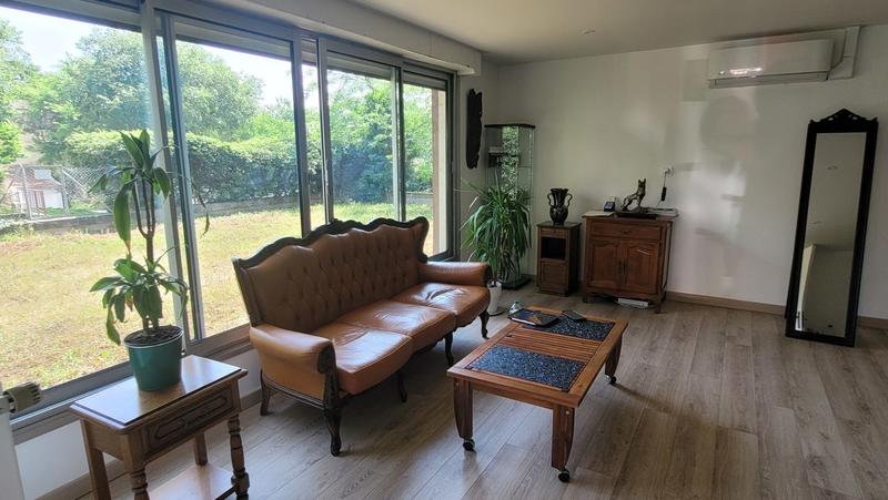 Appartement - 70 m² - 2 pièces