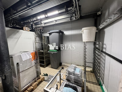 Local commercial - 97 m²