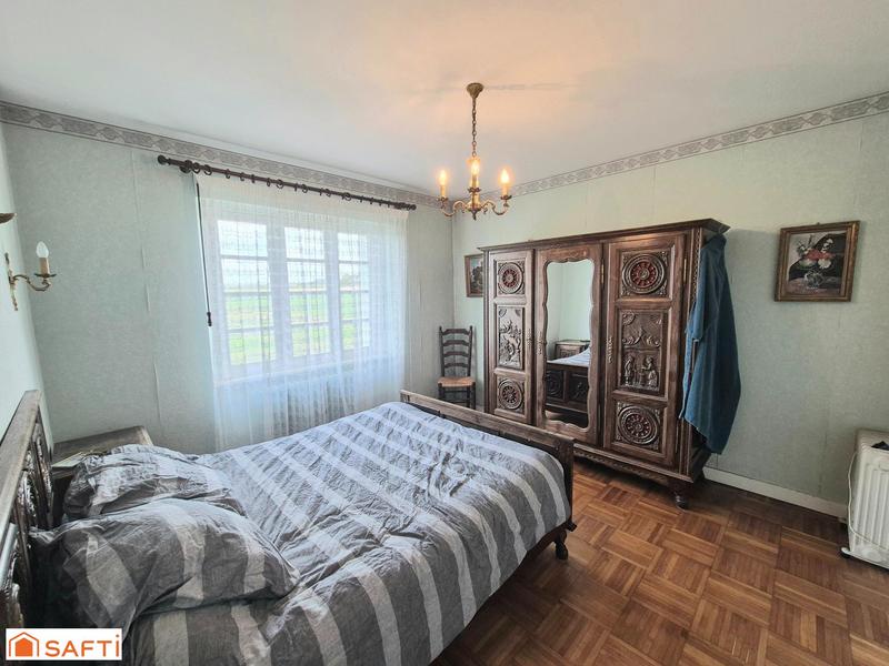 Maison - 98 m² - 6 pièces