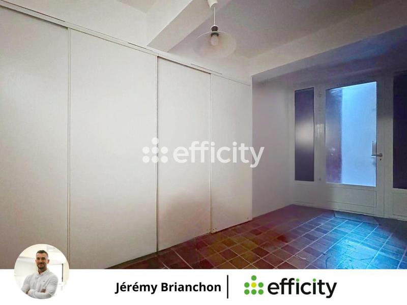 Maison - 157 m² - 5 pièces