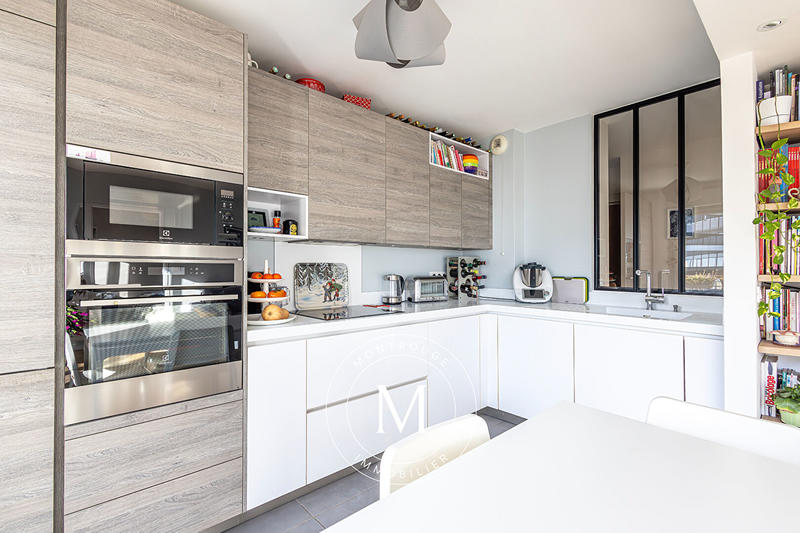 Appartement - 84 m² - 4 pièces