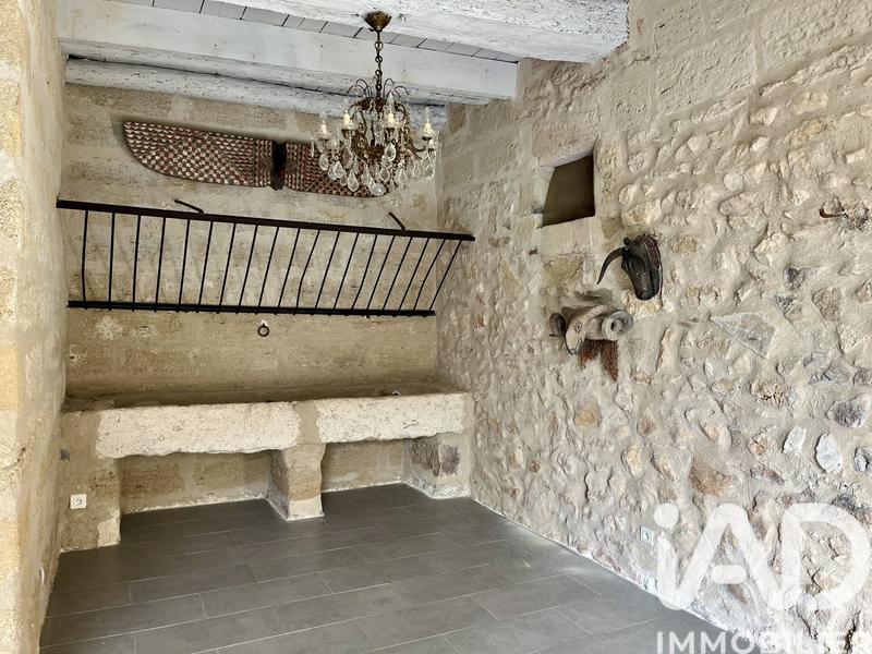 Maison - 225 m² - 11 pièces