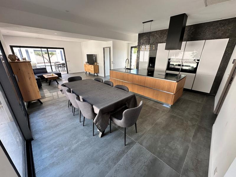 Villa - 139 m² - 5 pièces