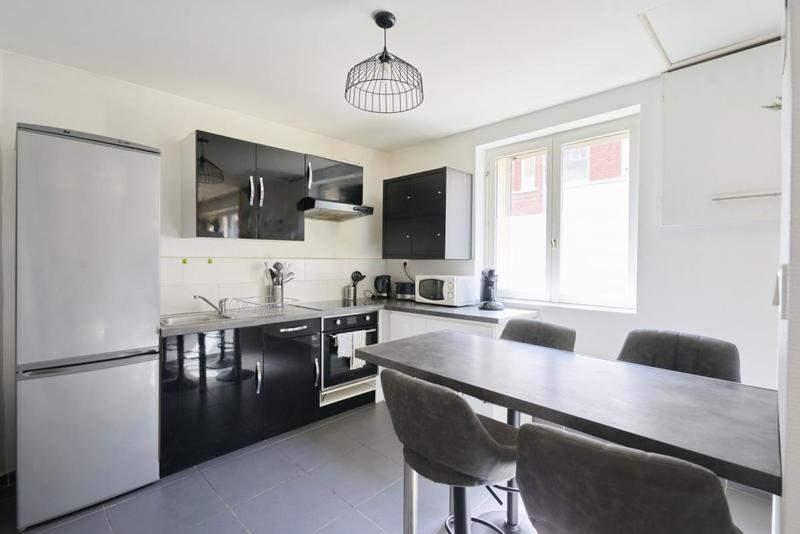 Maison - 104 m² - 5 pièces