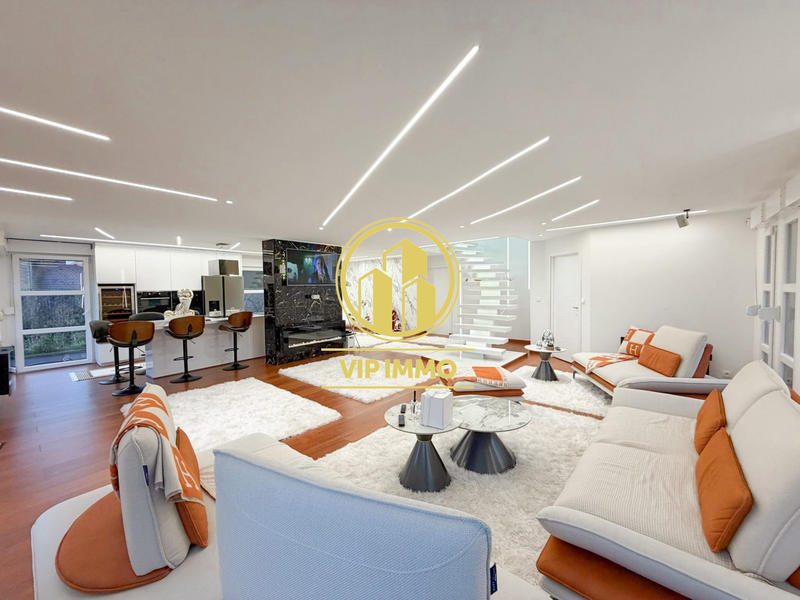 Maison - 183 m² - 5 pièces