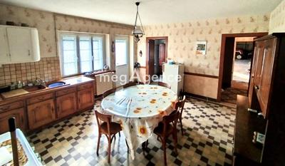 Maison de campagne - 270 m² - 6 pièces