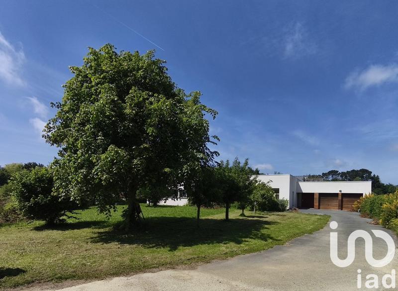 Maison - 188 m² - 8 pièces