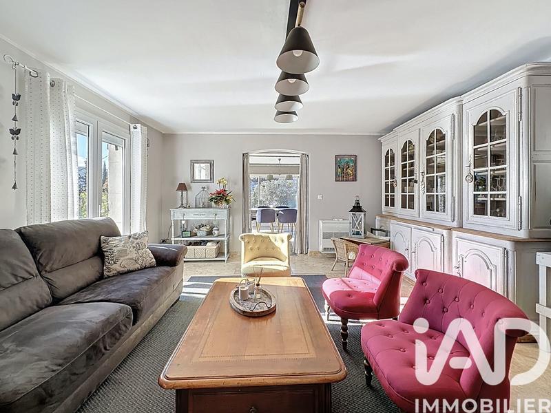 Maison - 190 m² - 7 pièces