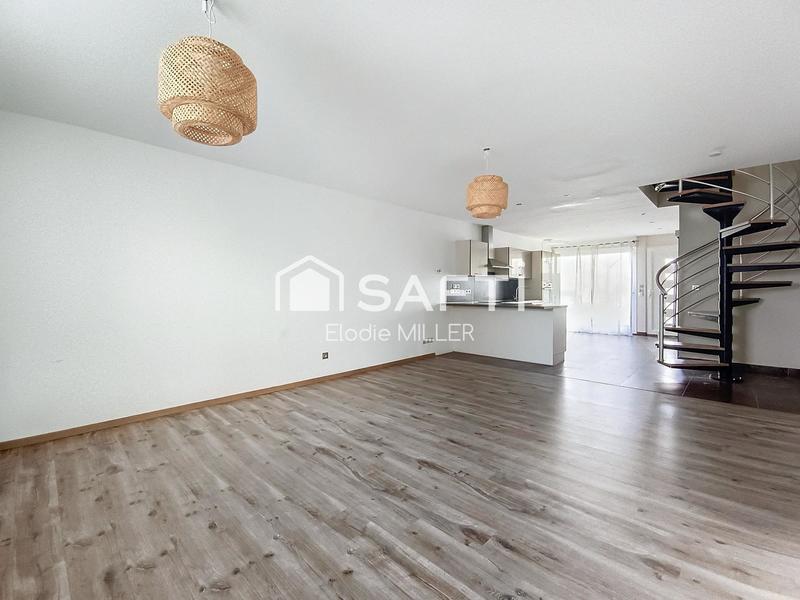 Maison de ville - 82 m² - 3 pièces