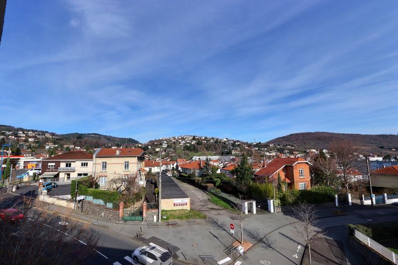 Appartement - 75 m² - 3 pièces